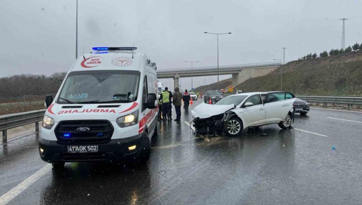 Kuzey Marmara’da 3 Araç Birbirine