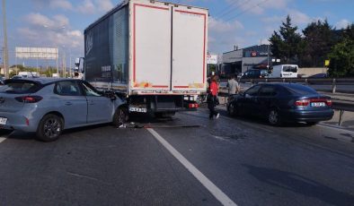 Gebze Tem’de Zincirleme Kaza