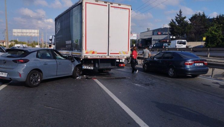 Gebze Tem’de Zincirleme Kaza