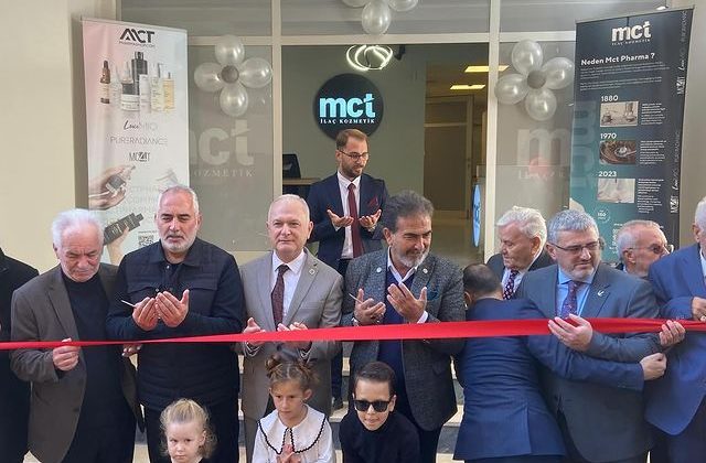 MCT İlaç Kozmetik Yeni Bir Kapının Aralığını Açtı