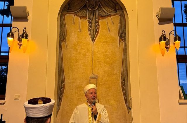 Tarihi İzmit Orhan Camii’nde Gençlerle Anlam Dolu Buluşma