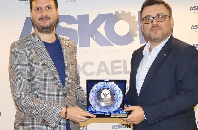 Kocaeli Kent Konseyi Başkanı Kadir Çetin, ASKON Kocaeli Şubesi’ni Ziyaret Etti