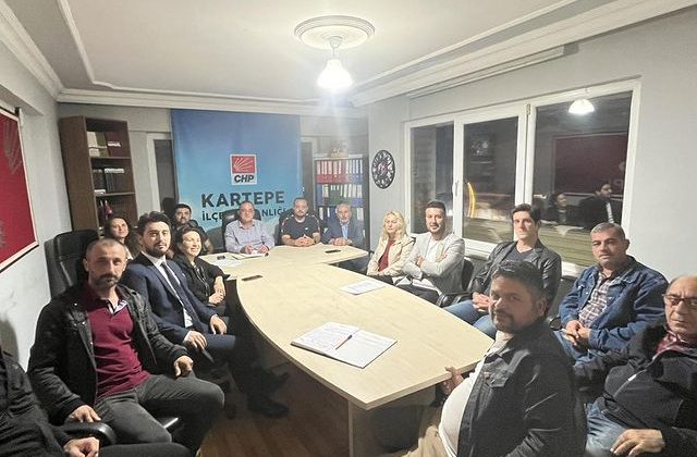 CHP Kartepe İlçe Yönetimi Olağan Toplantısını Gerçekleştirdi