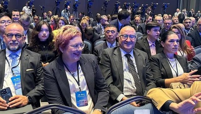 Kocaeli Sanayi Odası Başkanı Ayhan Zeytinoğlu, Dünya Odalar Federasyonu (WCF) Avrupa ve Asya Zirvesi’nde