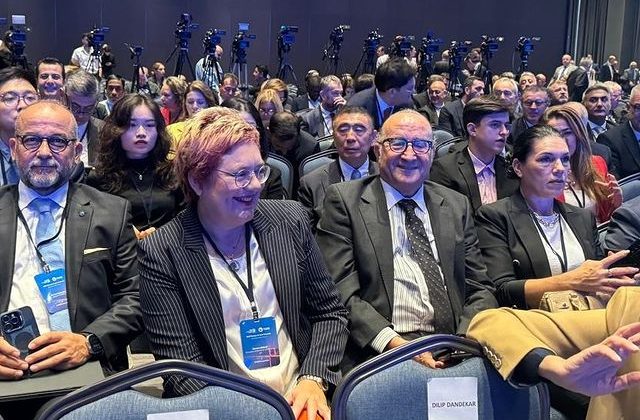 Kocaeli Sanayi Odası Başkanı Ayhan Zeytinoğlu, Dünya Odalar Federasyonu (WCF) Avrupa ve Asya Zirvesi’nde