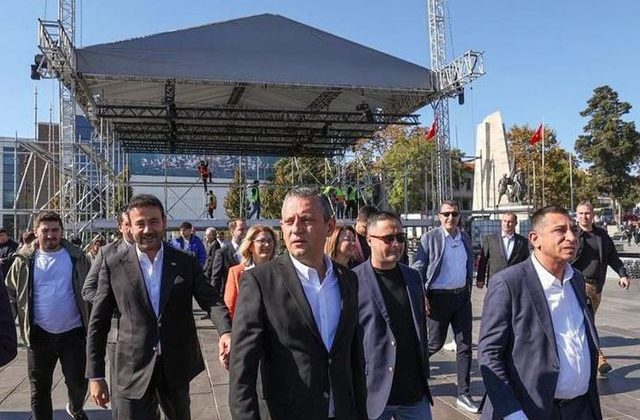 Beşiktaş’ta Önemli Bir Miting Hazırlığı Sürüyor