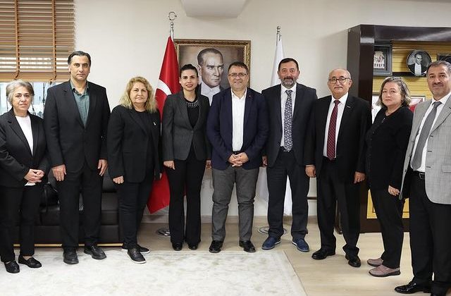 Derince Belediye Başkanı Sertif Gökçe, Derince Kent Konseyi’ni Ağırladı