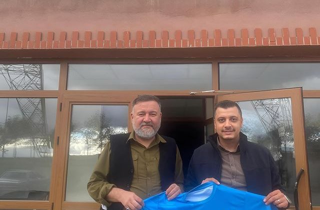 AK Parti Kocaeli İl Başkanı Çağatay Çağlayan, Mezarlıklar Şube Müdürü Zafer Sevil’i Ziyaret Etti