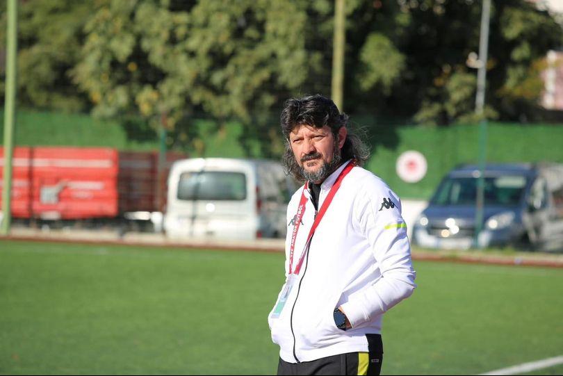 Kandıra Gençlerbirliği Spor Kulübü’nde Uzun Yıllar Emek Veren Ayhan Serkan Oyan Kulüpten Ayrıldı