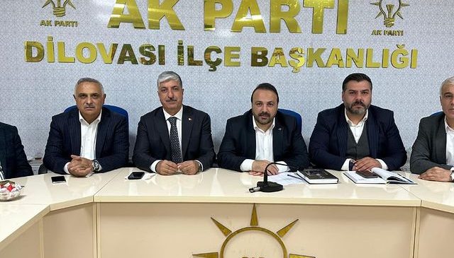 AK Parti Dilovası İlçe Başkanlığı, Yönetim Kurulu Toplantısı Gerçekleştirdi