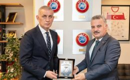 İçişleri Bakanlığı Emniyet Genel Müdürlüğü Polis Özel Harekat Başkan Yardımcısı Dr. Veysel Murat Tuğrul, Türkiye Futbol Federasyonu Başkanı İbrahim Ethem Hacıosmanoğlu’nu ziyaret etti
