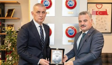 İçişleri Bakanlığı Emniyet Genel Müdürlüğü Polis Özel Harekat Başkan Yardımcısı Dr. Veysel Murat Tuğrul, Türkiye Futbol Federasyonu Başkanı İbrahim Ethem Hacıosmanoğlu’nu ziyaret etti