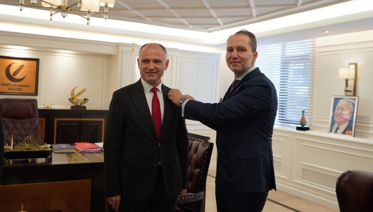 Emin Yılmaz ve Ekibi Refah Partisine Katıldı