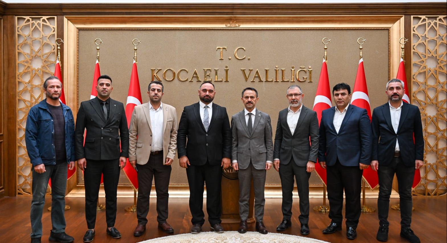Vali İlhami Aktaş, Dilovası Sivil Toplum Platformu ve Yönetimini Kabul Etti